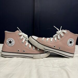 SOLD Converse Chuck Taylor Unisex Kid’s Size 3 Pale Pink Leather High Top Lace
